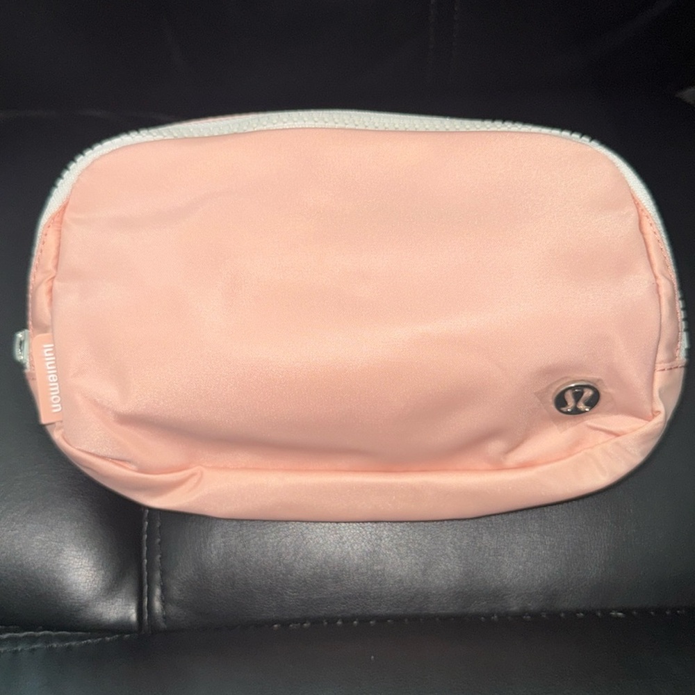 Lululemon belt bag